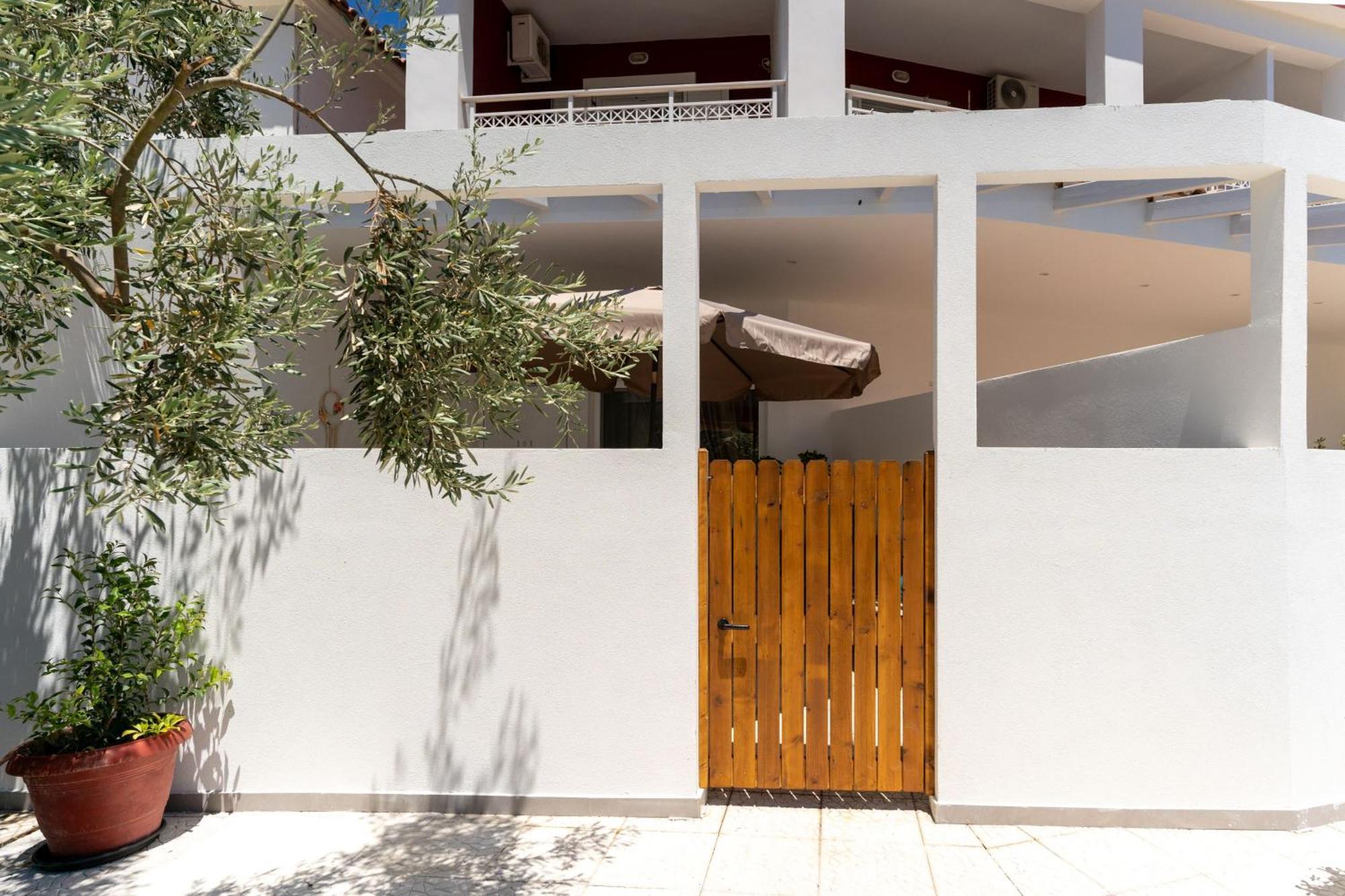 Epsilon Studios Tsilivi  Exterior photo